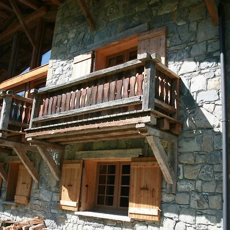 Spacious Chalet 펜션 *
