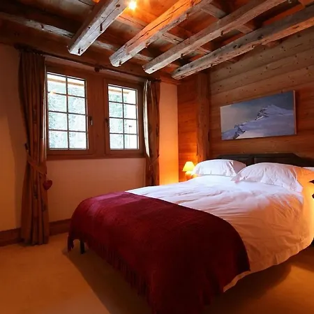펜션 Spacious Chalet *